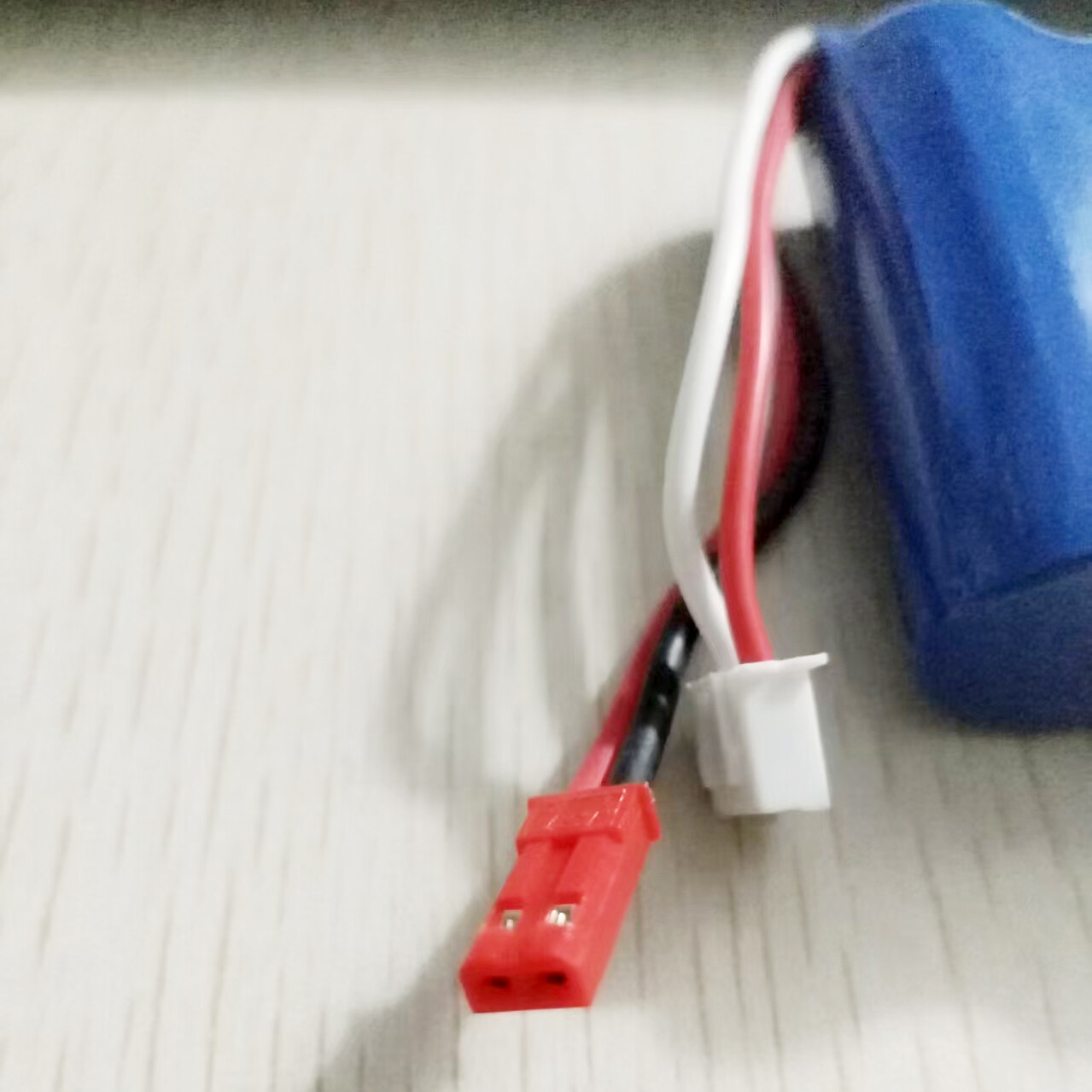 18500 7.4V 1100mAh JST 15C バッテ - Drone Mjx Rc のレビューと価格
